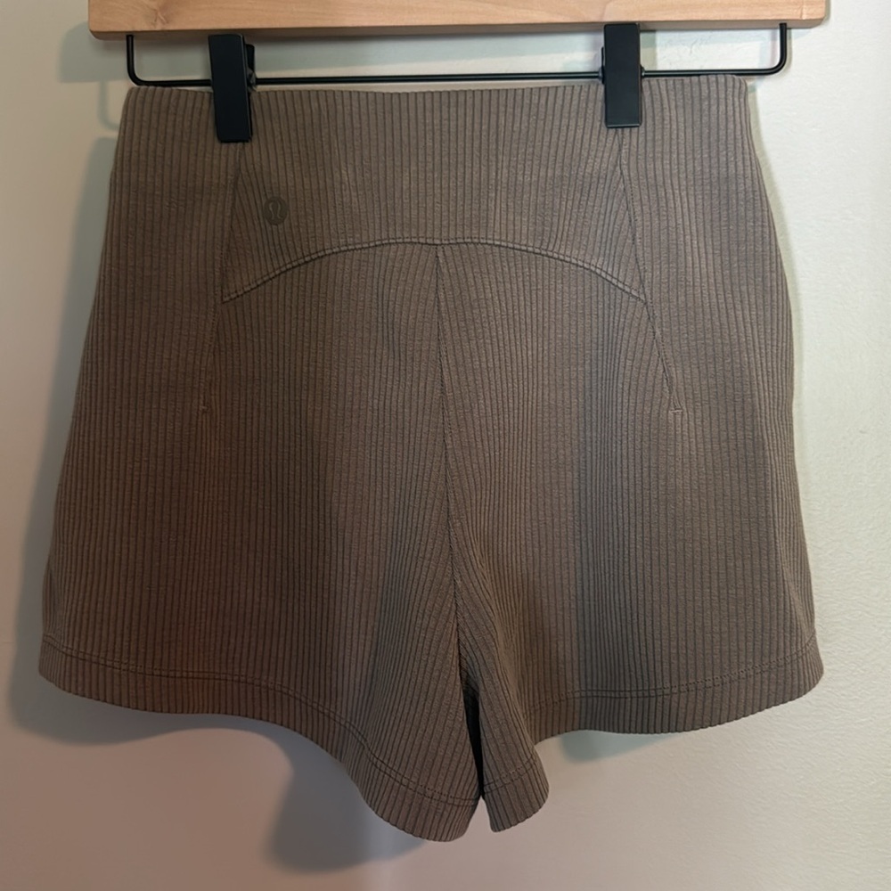 Lululemon Ribbed Softstreme High-Rise 2” Short - Picture 6 of 8